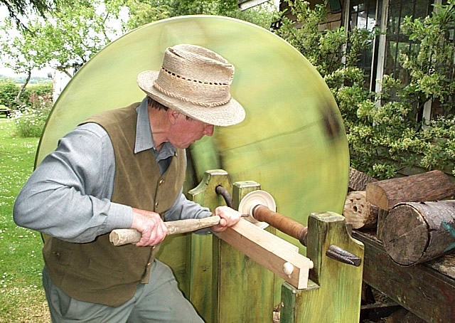 A small bowl turned with a hook tool