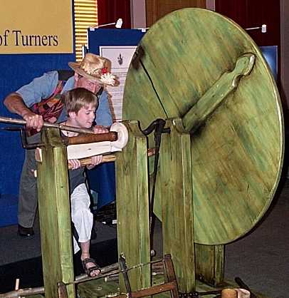 Tuition at the Wizardry in Wood exhibition 2004